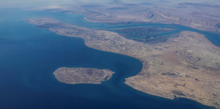 Иран им дозволи на хуманитарните бродови да поминат низ Ормуската Теснина