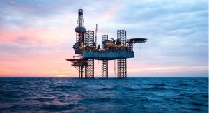 Светот се соочува со недостиг на нафта поради војната во Иран