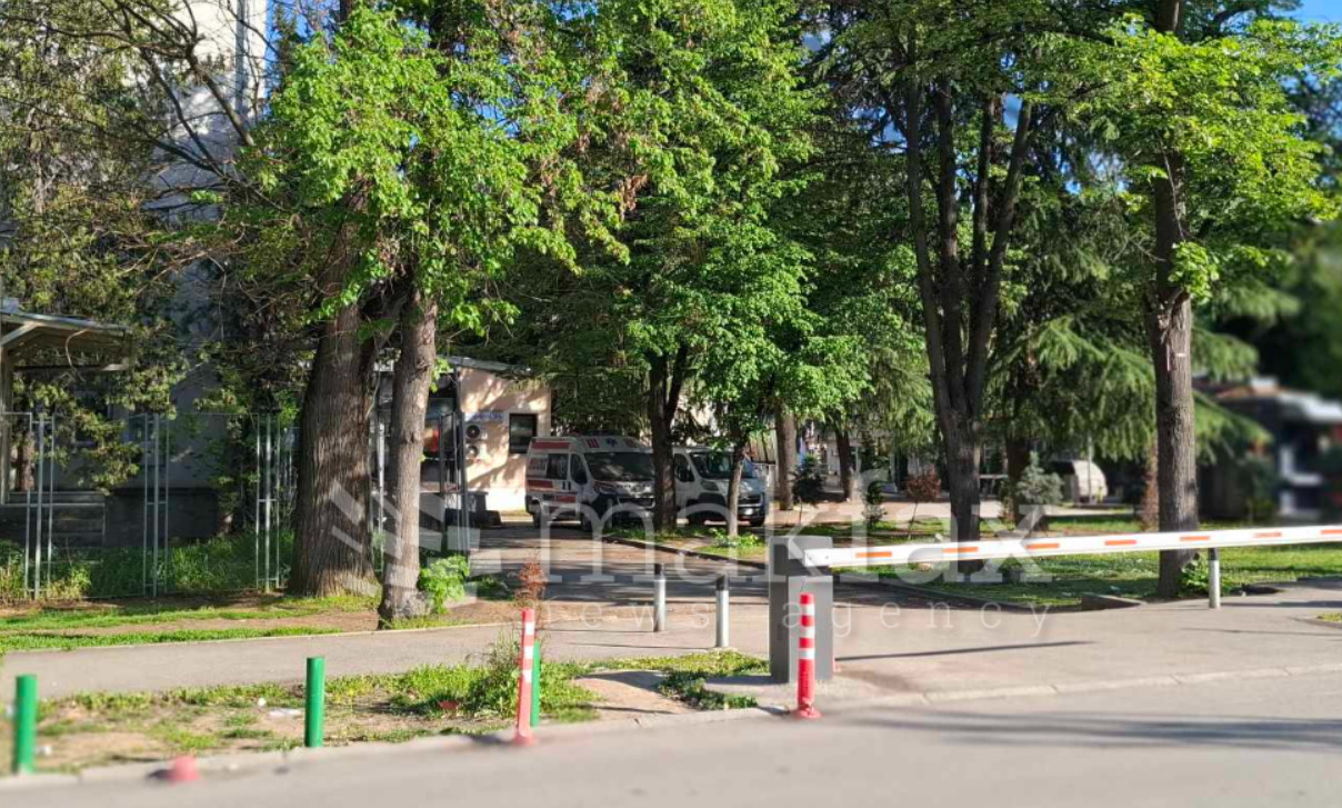 Тројца градежни работници се транспортирани на Ургентен: двајца имаат полесни повреди, еден скршеници