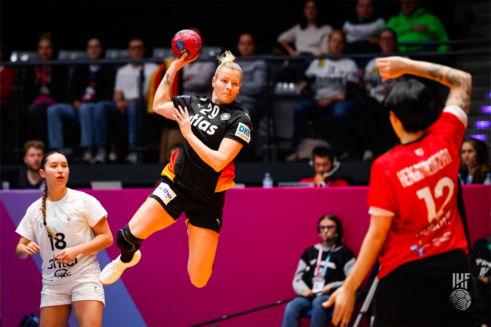 Доаѓаат во Скопје со пет дебитантки, но и со 37-годишна полициска инспекторка