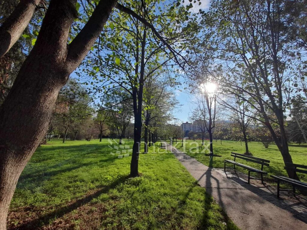 Утре сончево и топло време со температура до 26 степени