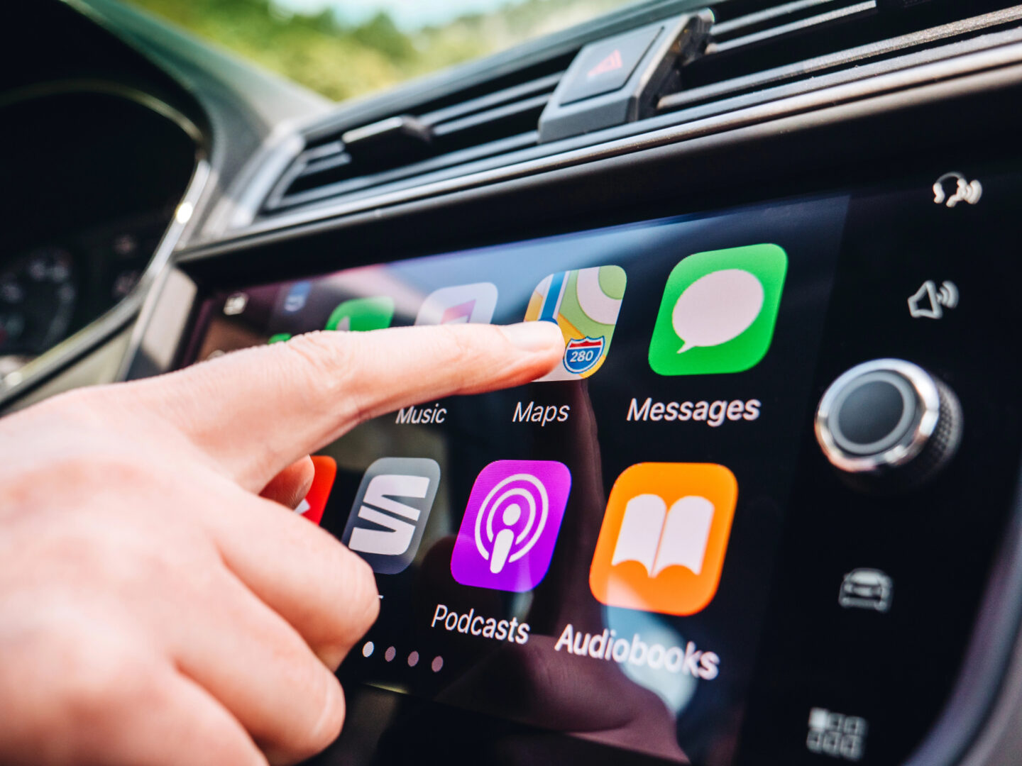 Објавена е WhatsApp апликацијата за Apple CarPlay
