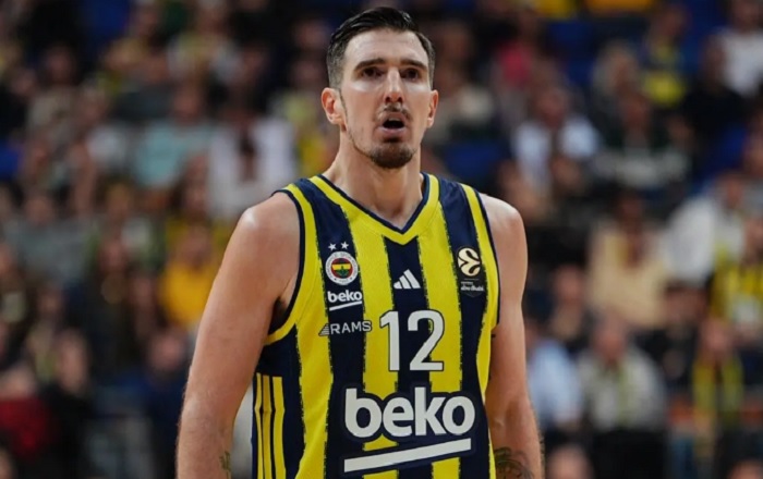 Нандо Де Коло става крај на кариерата