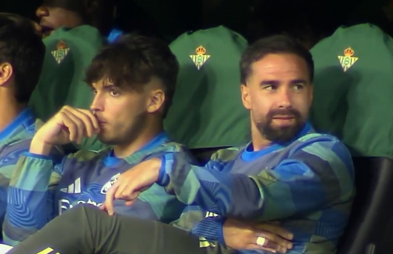 Карвахал оговара колега дека не се враќа назад