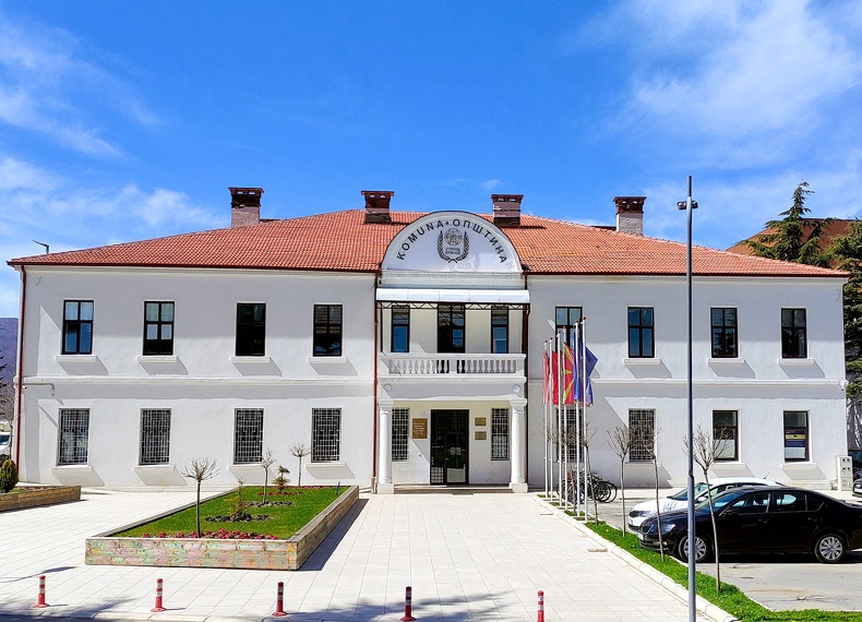 И новиот градоначалник на Струга по стапките на стариот, Ќира заработи кривична!