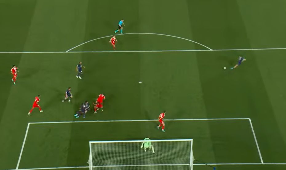 ПСЖ ја полни мрежата на Нојер, голови на Кварацхелија и Дембеле (ВИДЕО)