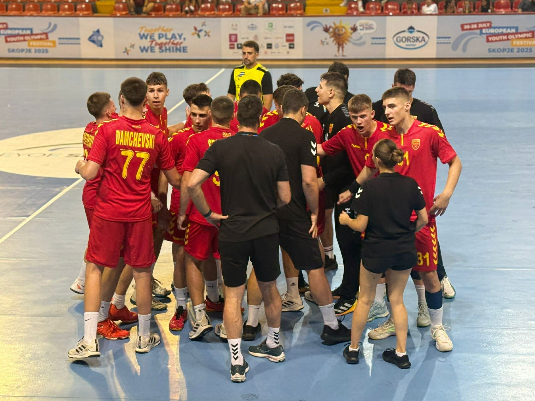 ВО ЖИВО  Македонија – Шпанија, Македонија – Грција