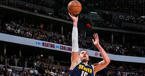 ВИДЕО: Јокиќ со моќна партија го водеше Денвер до нова победа