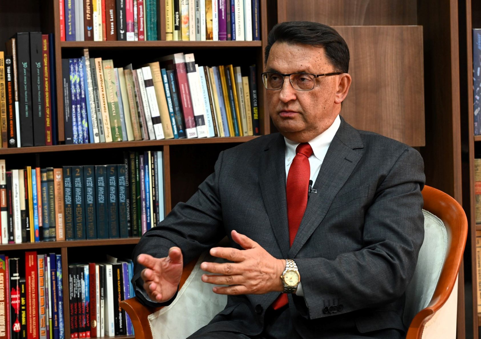 Гувернерот Славески се сомничи за „несовесно работење“ – СДСМ поднесе кривична пријава