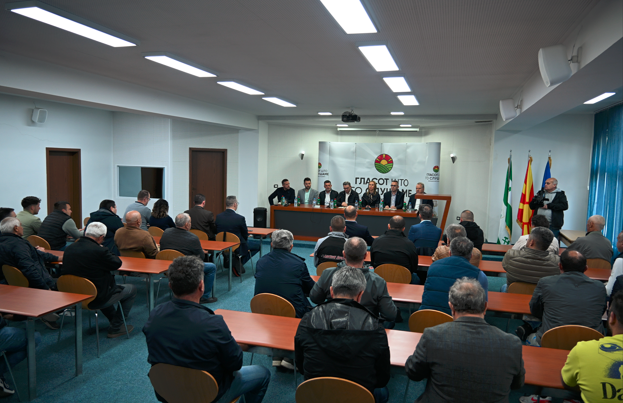 ТРИПУНОВСКИ: Ги слушаме проблемите и предлозите на земјоделците и заеднички носиме решенија и мерки