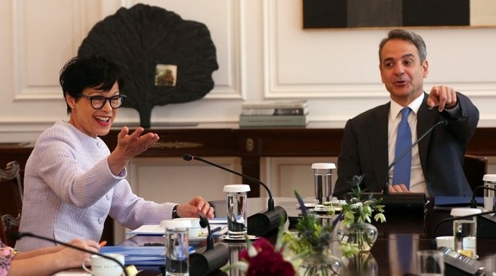 Марта Кос ги наброја Црна Гора, Албанија, Украина и Молдавија како земји кои одат напред. Македонија никаде ја нема