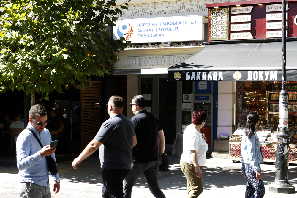 И Народниот правобранител се зафати со грозниот случај со шестоодделенката во Ѓорче