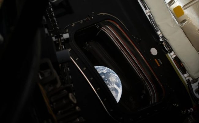 АСТРОНАУТИТЕ НА „АРТЕМИС 2“ ТРГНАА КОН ДАЛЕЧНАТА СТРАНА НА МЕСЕЧИНАТА, ЌЕ ОТИДАТ НАЈДАЛЕКУ ОД СИТЕ ЛУЃЕ ДОСЕГА