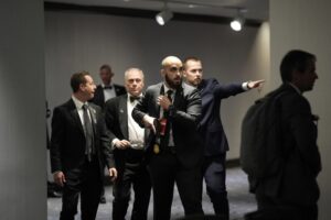 Реакции на светските лидери на нападот во Вашингтон: „Ова е политичко насилство“