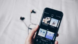 Spotify открива: Ова се најслушаните песни и изведувачи на сите времиња