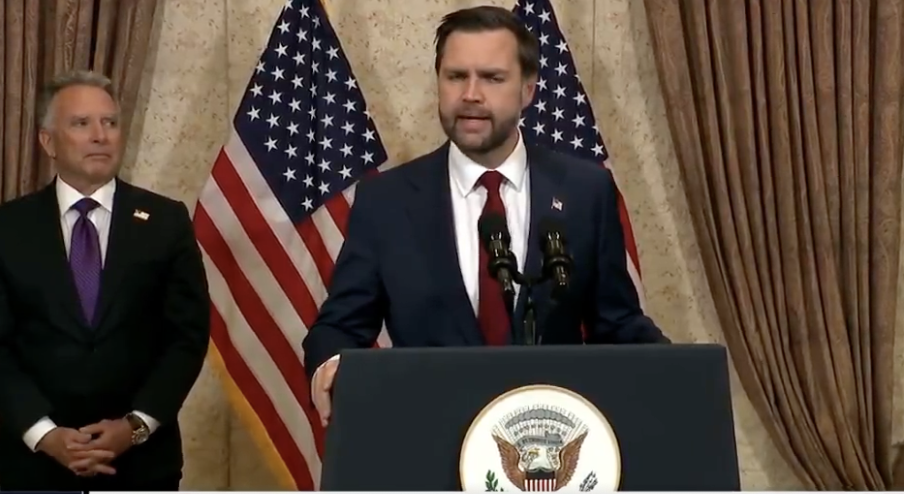 „Исус не поддржува геноцид“ – протести на говорот на Џеј Ди Венс