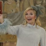 (Фото) Сузана Манчиќ изненади со торта со бројот 50 – поранешната лото девојка прослави пола век кариера