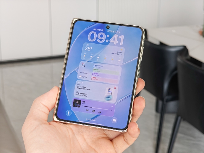 Фотографии од прототип на iPhone Ultra откриваат специфичен дизајн