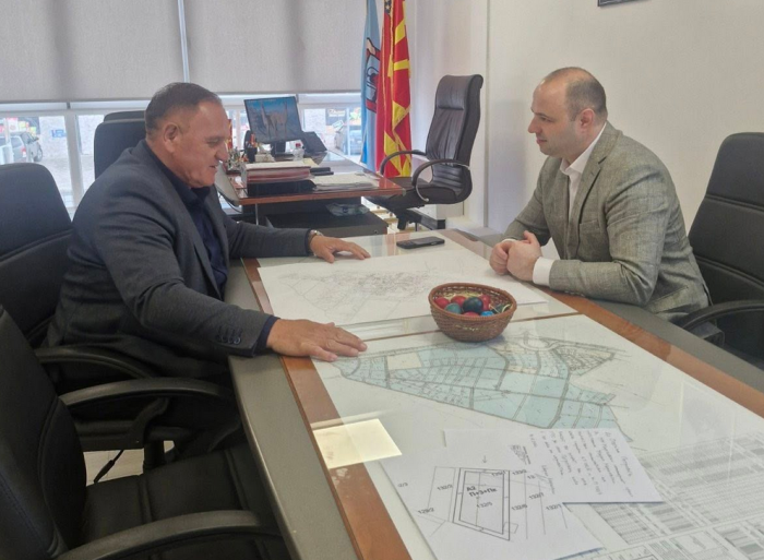 МИСАЈЛОВСКИ ВО ПЕТРОВЕЦ: Заеднички проекти со општината за подобар живот на граѓаните