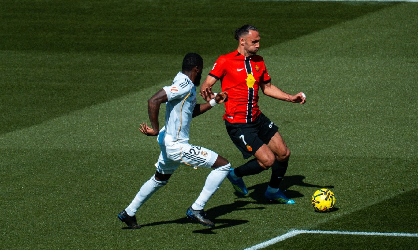 Мајорка скина „кралски“ скалп (ВИДЕО)