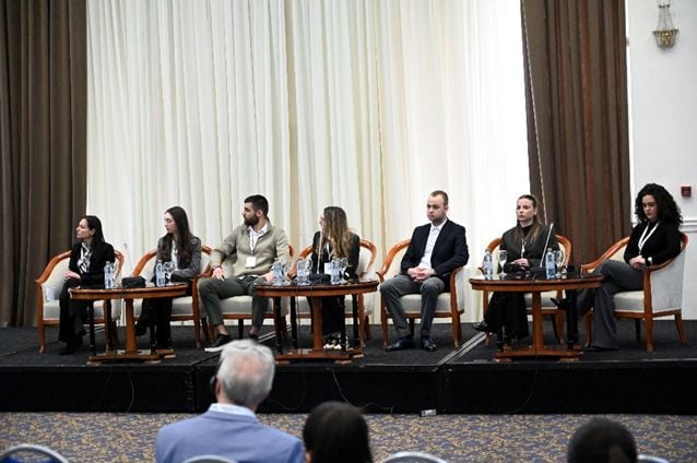 Од анализи до акција: младите предлагаат политики за чист воздух во Скопје