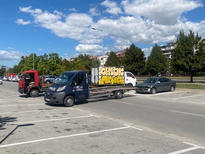 Зонското ќе стигне и до Ново Лисиче, а хаварисаните возила стојат