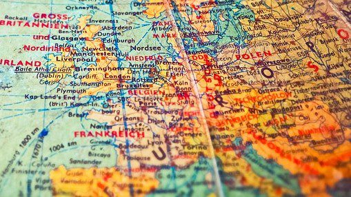 Европа забрзано старее и губи жители, ЕУ до крајот на векот ќе биде помала за 53 милиони жители