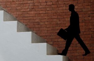 Здравствени сигнали – Дали имате недостаток на воздух при качување по скали? Ова може да биде важен предупредувачки знак
