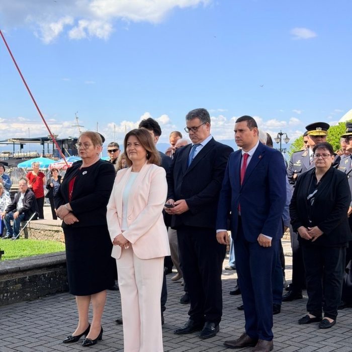 БОЖИНОВСКА: Нека делото на светите Кирил и Методиј продолжи да нè обединува и да нè потсетува дека знаењето е најсилната светлина на еден народ