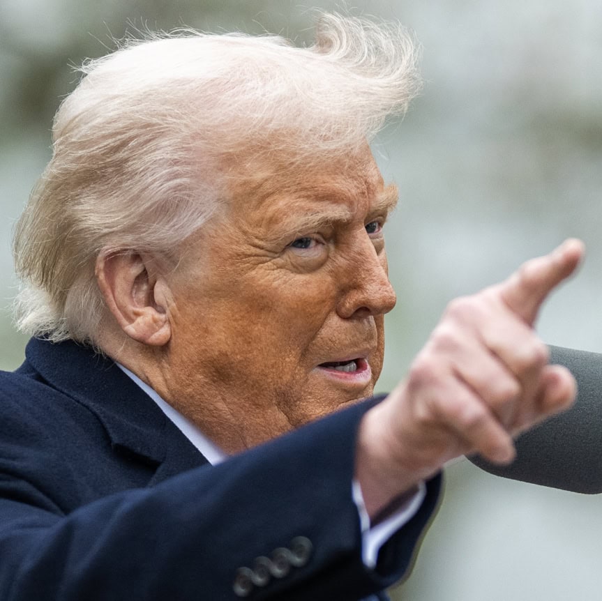 ТРАМП СЕ ЗАКАНИ ДЕКА ЌЕ ГО „КРЕНЕ ВО ВОЗДУХ“ ОМАН поради планот на Иран за патарина на Ормутскиот теснец