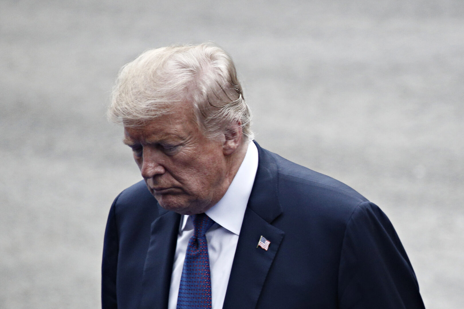 Лекарите му препорачале на Трамп да ослабе и да вежба повеќе