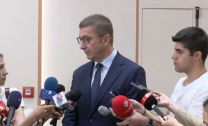 (ВИДЕО) Предвремени избори годинава нема да има, Мицкоски не вели НЕ за гласање следната година