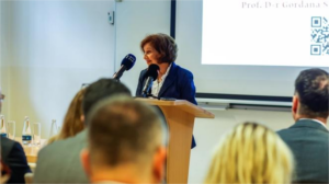 Сиљановска-Давкова до бугарскиот амбасадор во Словенија: Македонскиот Устав ги гарантира правата на сите малцинства