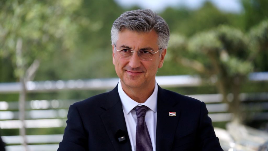 (ИНТЕРВЈУ) Хрватскиот премиер го смета за разумно барањето на македонската влада за гаранции од ЕУ