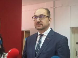 Да се преевалуираат сите процедури за градба, повикува деканот на Градежен факултет