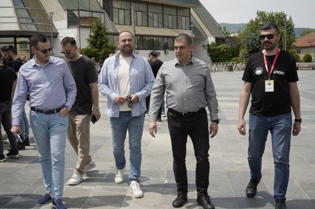 Изложба на олдтајмери го разубави градскиот плоштад во Струмица