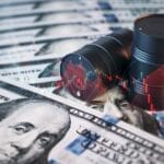 Врската помеѓу доларот и нафтата е најсилна досега поради војната во Иран