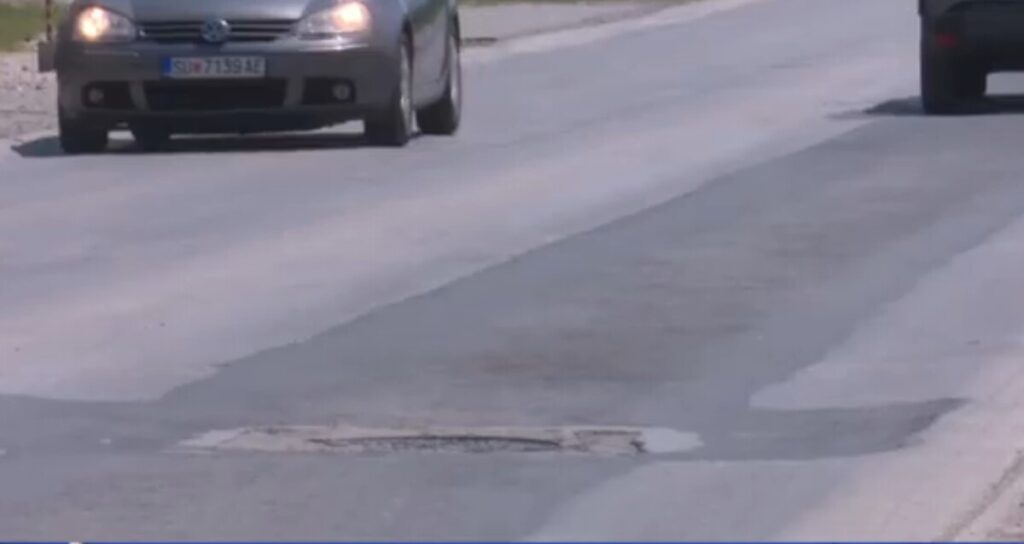 Улиците во Визбегово остануваат неасфалтирани, и „Качанички пат“ – дупка до дупка