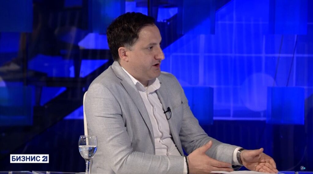 Како се привлекуваат странски инвестиции во Македонија? Одговара Гоце Димовски во Бизнис 21
