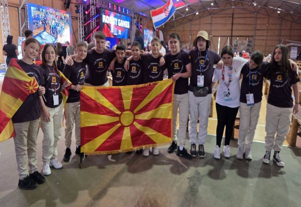 Учениците од ООУ „Дане Крапчев“ втори во светот на  „FIRST LEGO League“