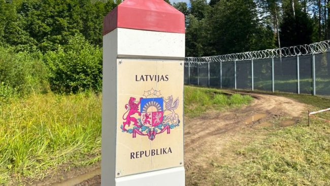 УШТЕ ЕДЕН ДРОН СЕ УРНА ВО ЛEТОНИЈА, РАСТАТ ТЕНЗИИТЕ НА ИСТОЧНОТО КРИЛО НА НАТО