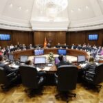 Мицкоски најави можна реконструкција на Владата во јуни