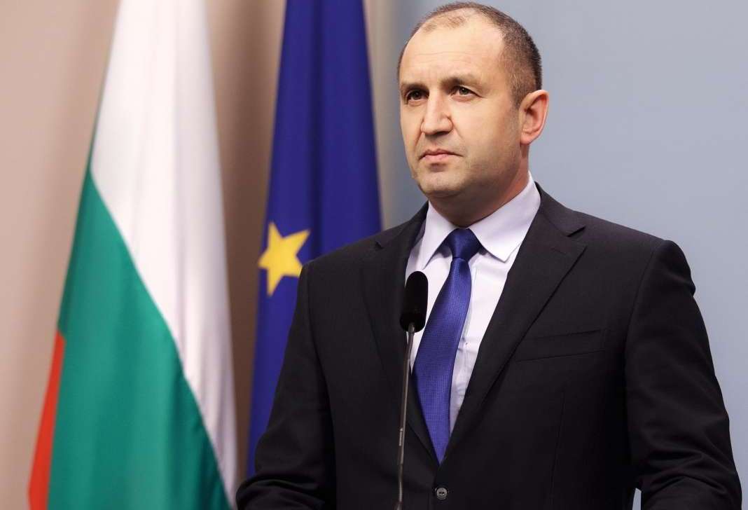 Јотова му даде мандат на  Радев да ја формира новата влада на Бугарија
