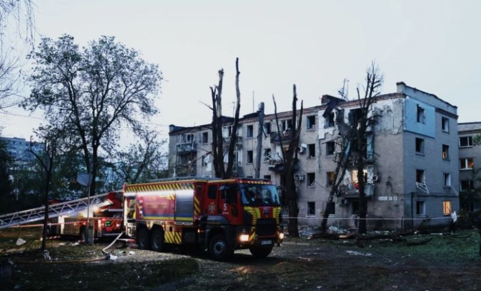 Зеленски: Рускиот ноќен напад врз Днепар траеше повеќе од шест часа