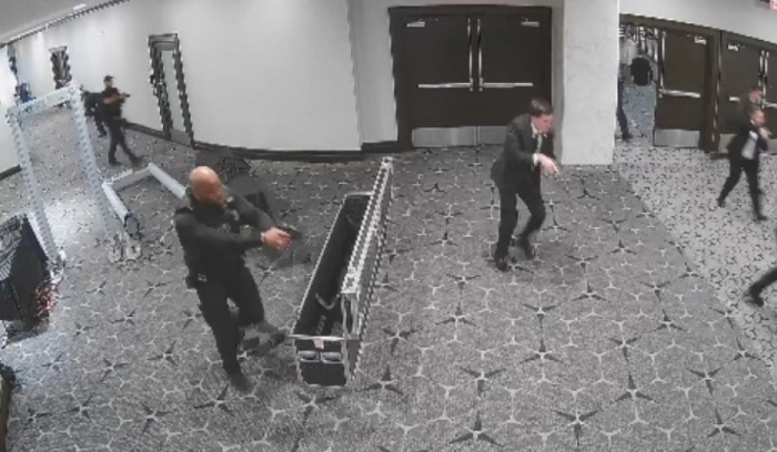 Американските власти објавија видеоснимка од нападот на гала-вечерата со Трамп во Вашингтон