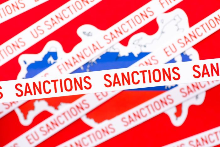 Велика Британија воведен нов пакет санкции против Русија