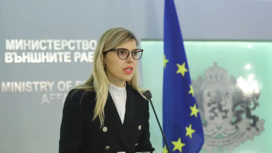 Петрова ја повтори бугарската позиција за европскиот пат на Македонија