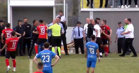 ВИДЕО: Жешко е во Штип – тензии, туркање, пцовки и црвени картони!