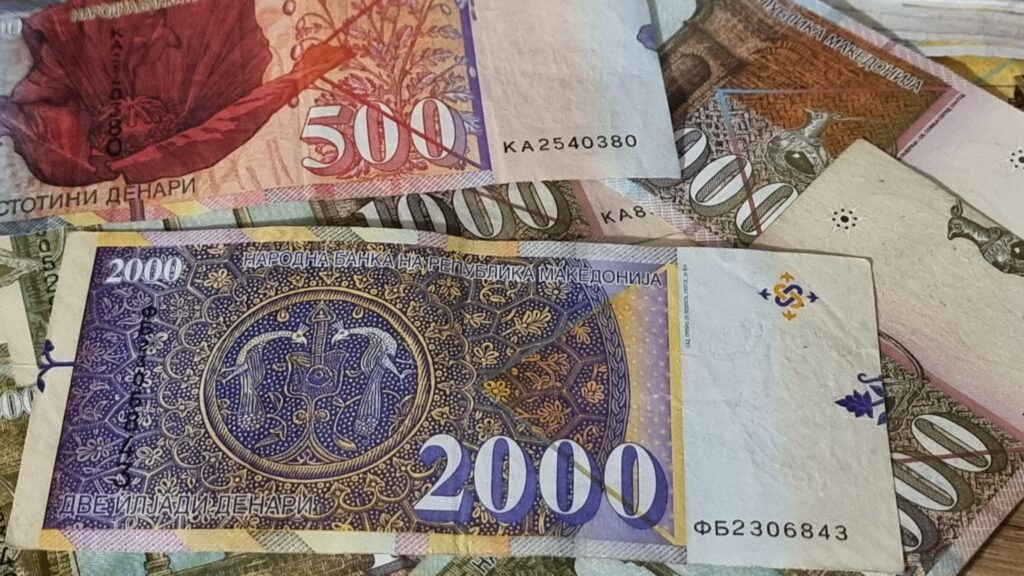 Просечни плати во Европа: Кои земји имаат највисоки, а кои најниски примања?