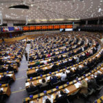 Европратеници бараат создавање европски одбранбен сојуз и независност од НАТО